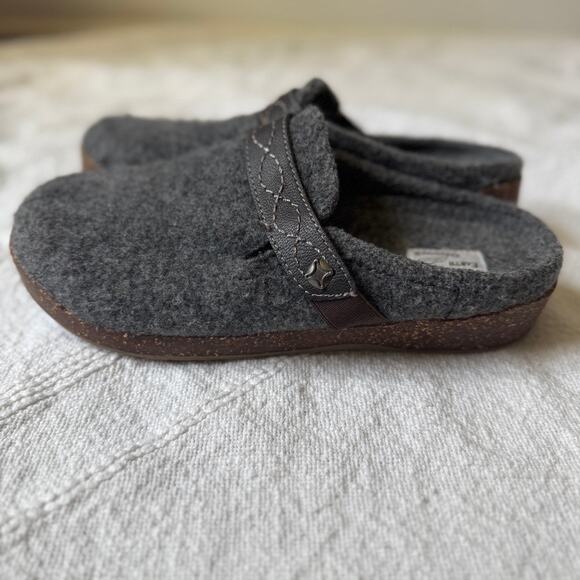 Earth Origins Aurora Janet Women's Slip-On Clogs Size 8 - Picture 2 of 8